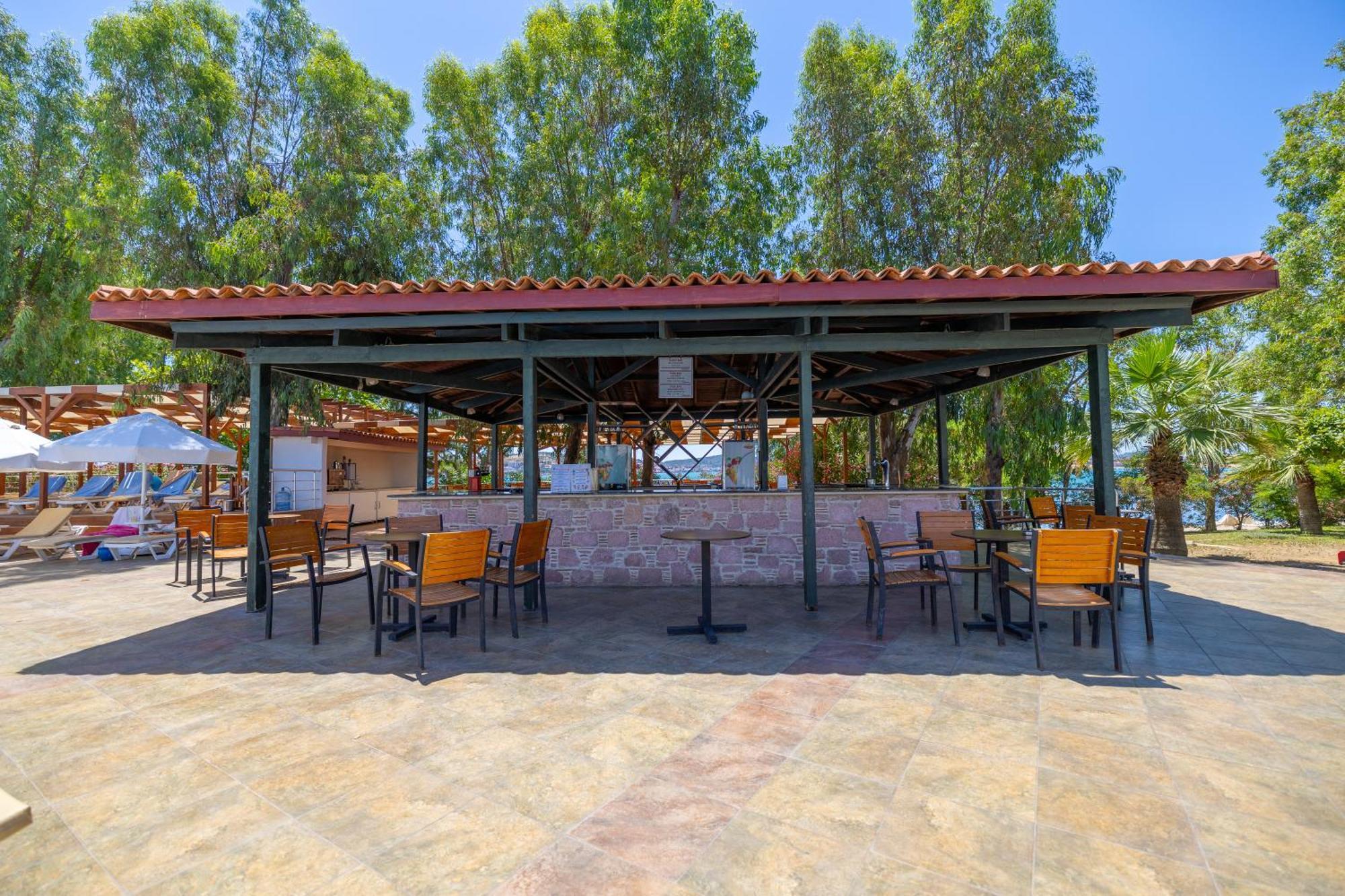 Halic Park Hotel Ayvalik Exterior photo