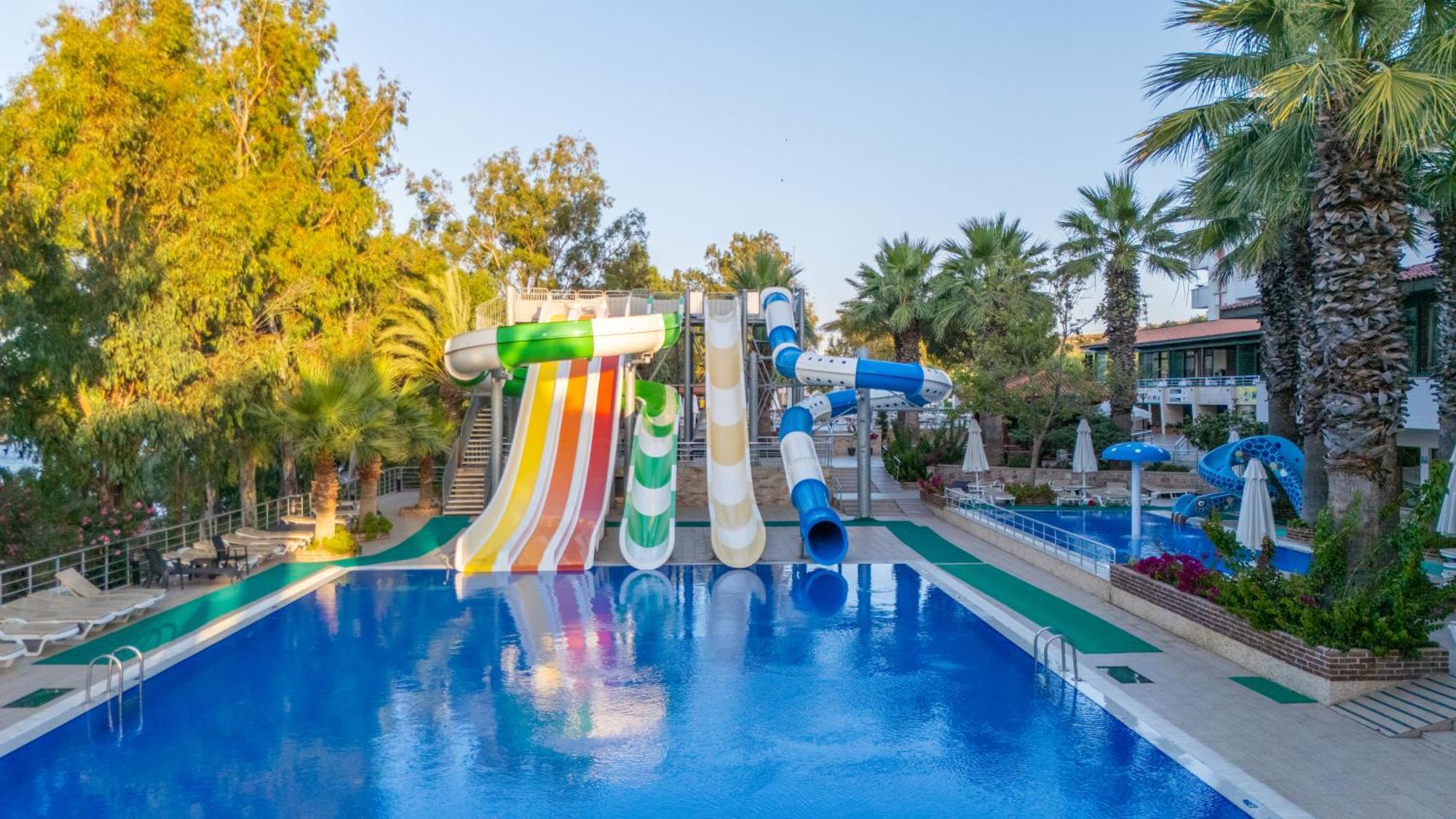 Halic Park Hotel Ayvalik Exterior photo
