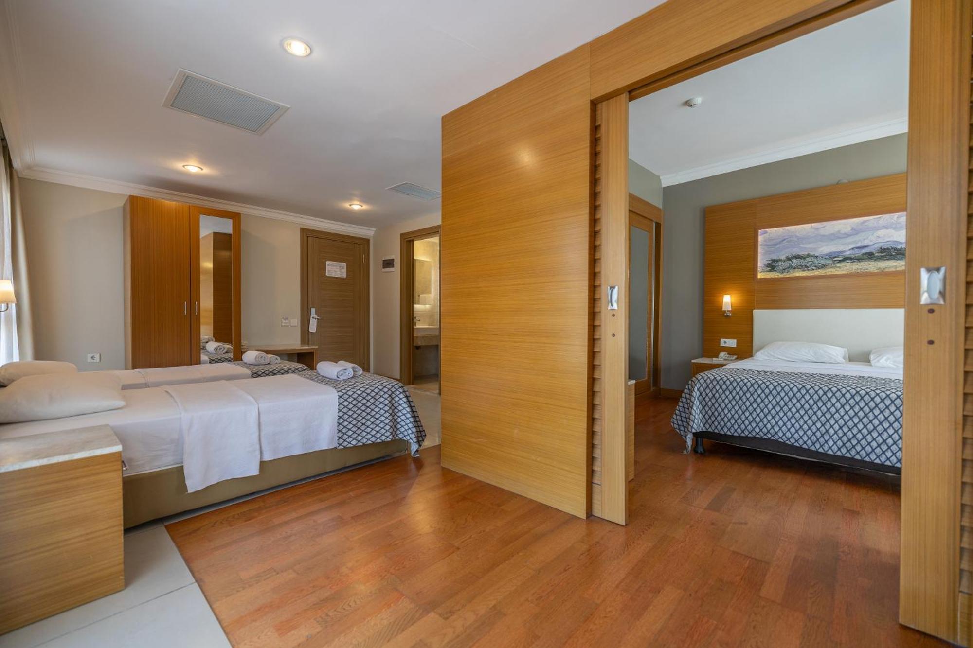Halic Park Hotel Ayvalik Exterior photo